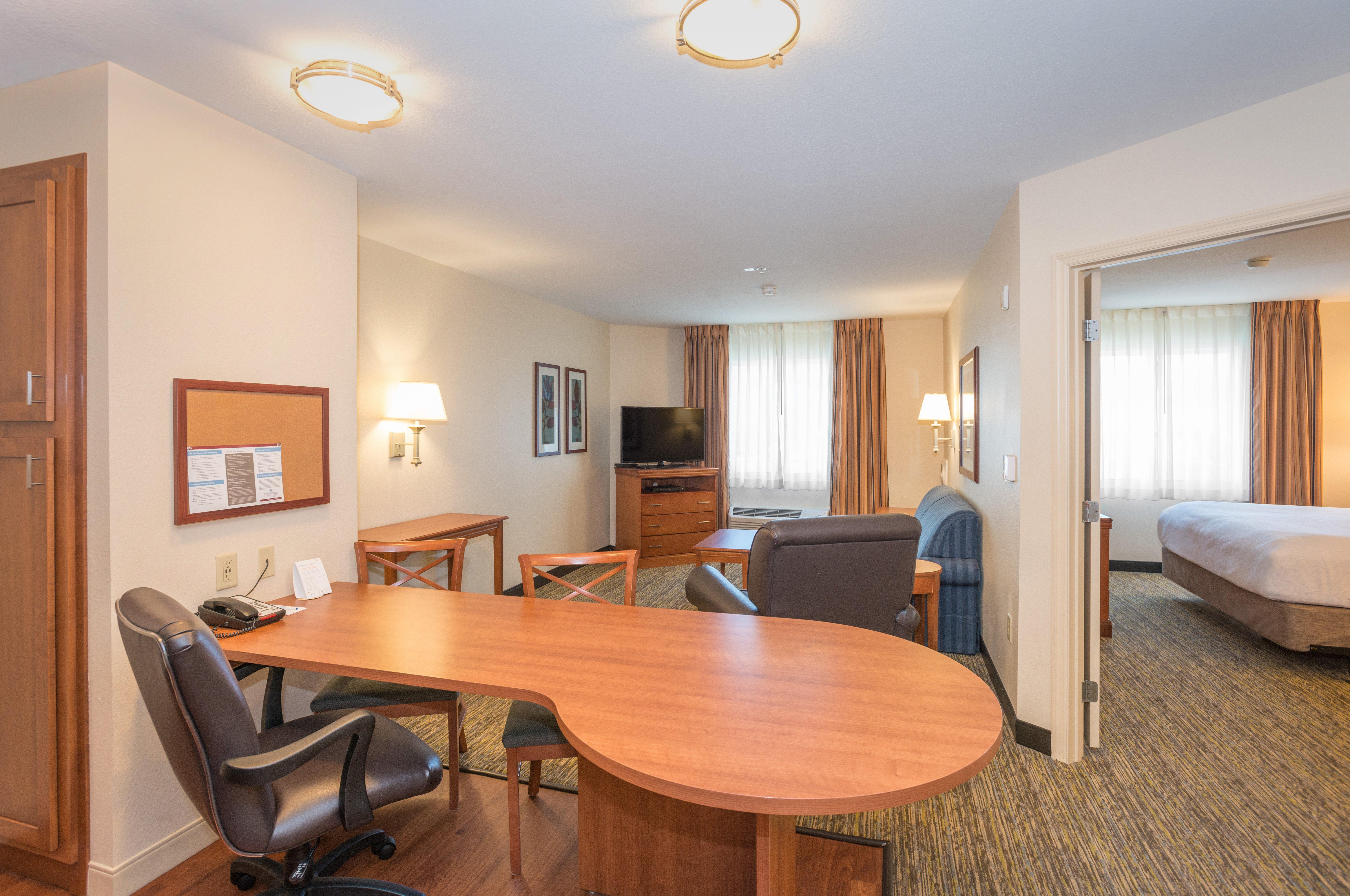 Candlewood Suites Mobile-Downtown By Ihg Экстерьер фото