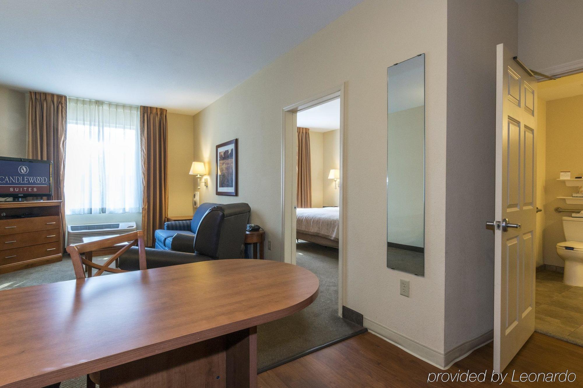 Candlewood Suites Mobile-Downtown By Ihg Экстерьер фото